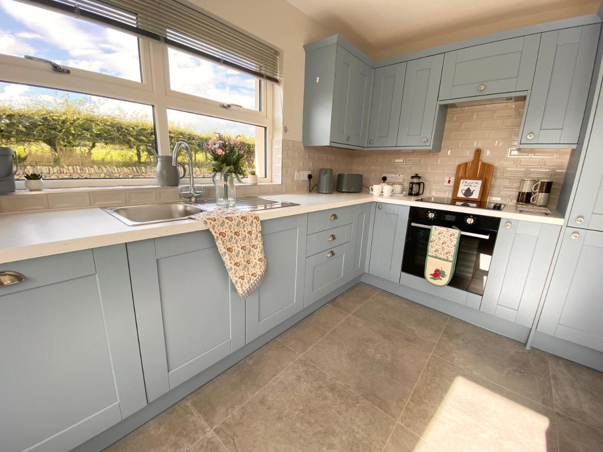 The Gate Lodge At Dunnanew - 4 Star- Sleeps 5 Seaforde Екстериор снимка