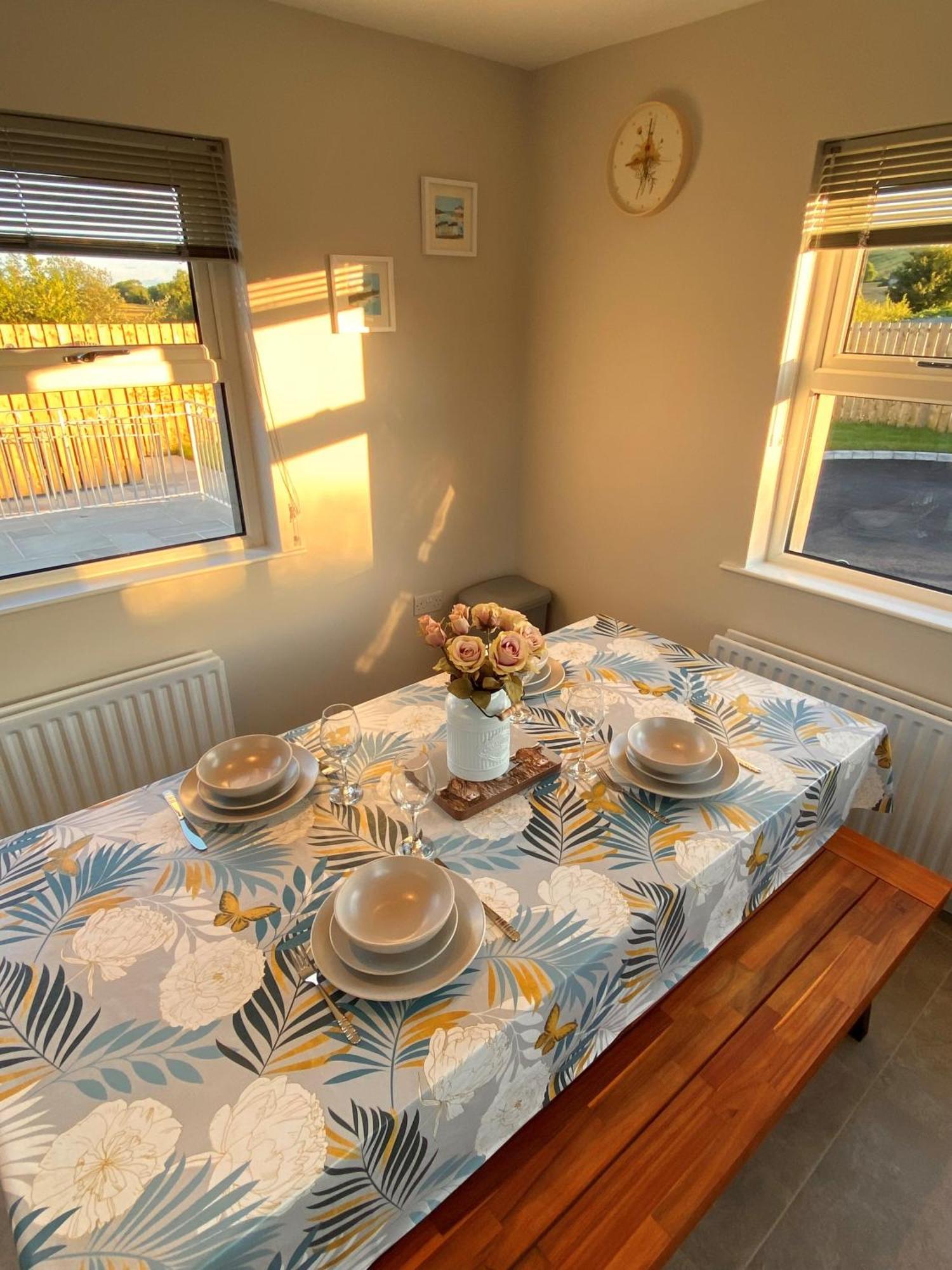 The Gate Lodge At Dunnanew - 4 Star- Sleeps 5 Seaforde Екстериор снимка