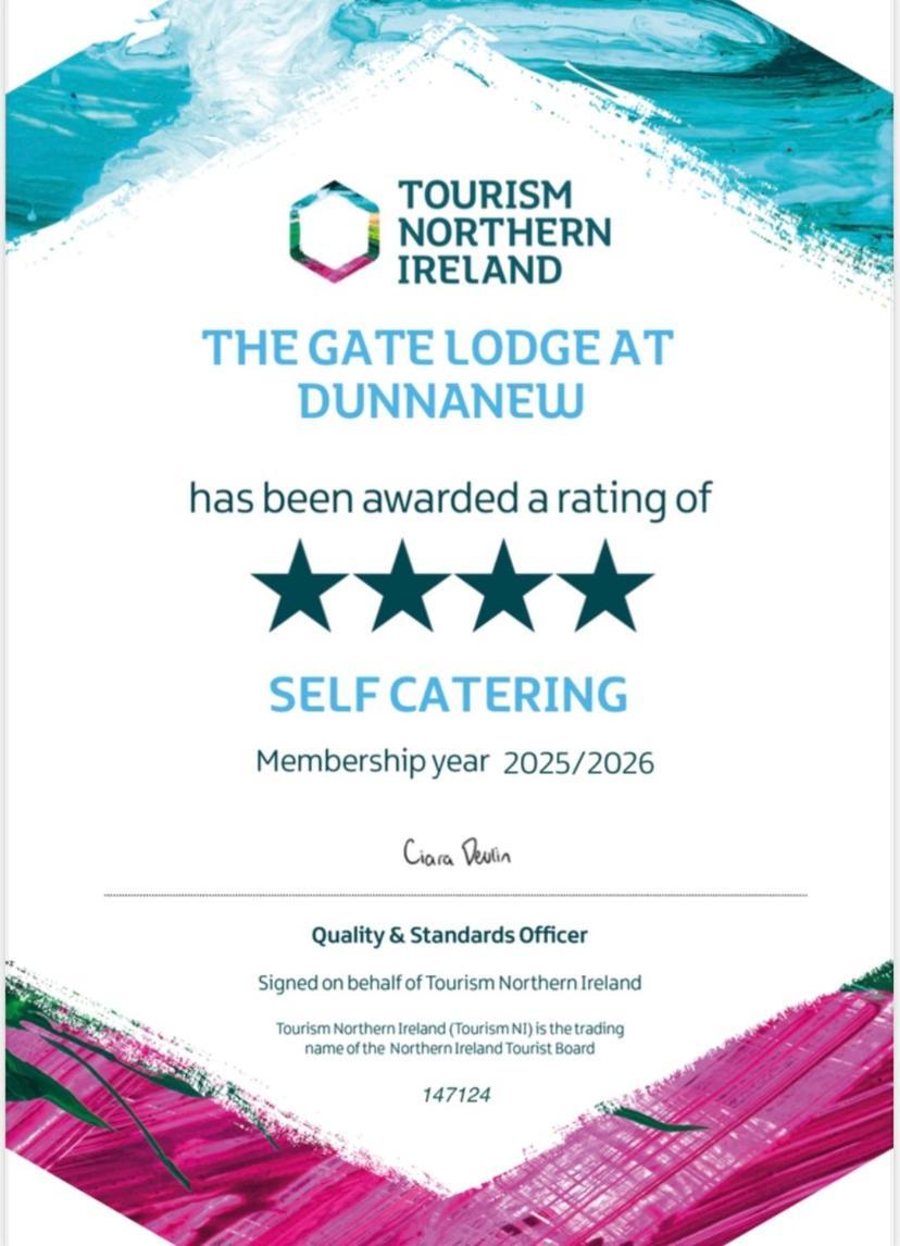 The Gate Lodge At Dunnanew - 4 Star- Sleeps 5 Seaforde Екстериор снимка